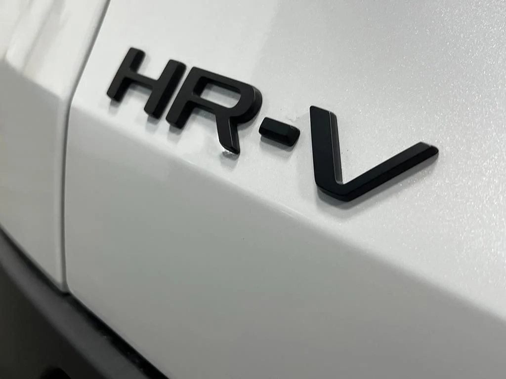 New 2027 White Honda Sport image 6