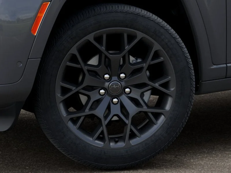 New 2027 Sting-Gray Clear-Coat Paint Jeep Summit image 8