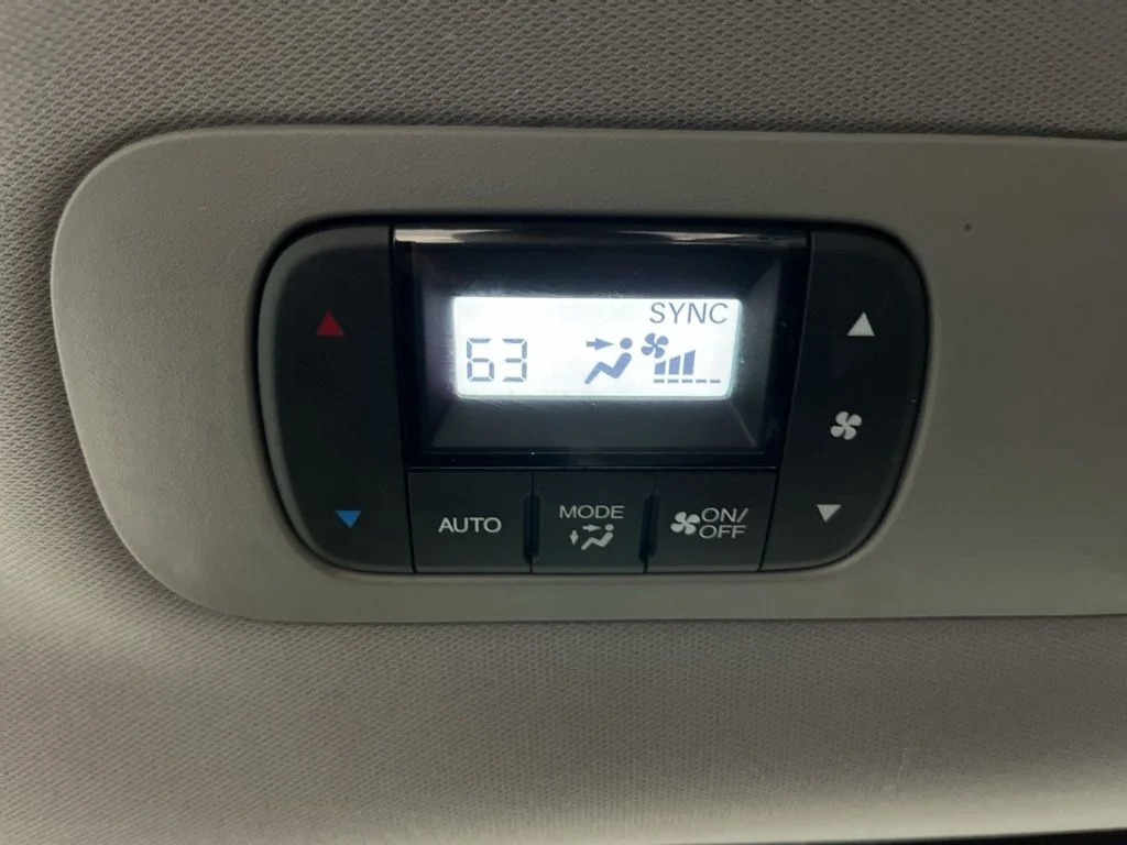 Used 2022 Modern Steel Metallic Honda Touring image 36