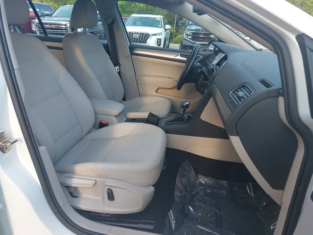 Used 2015 White Volkswagen SEL Premium image 10