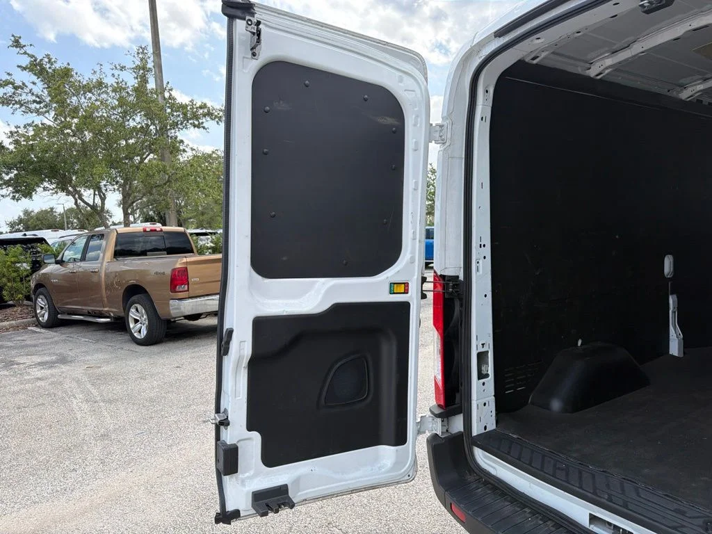 Used 2023 White Ford Base image 8