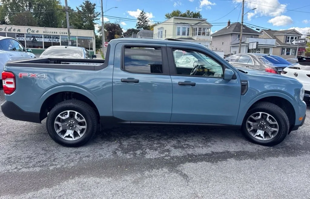 Used 2022 Blue Ford XLT image 4