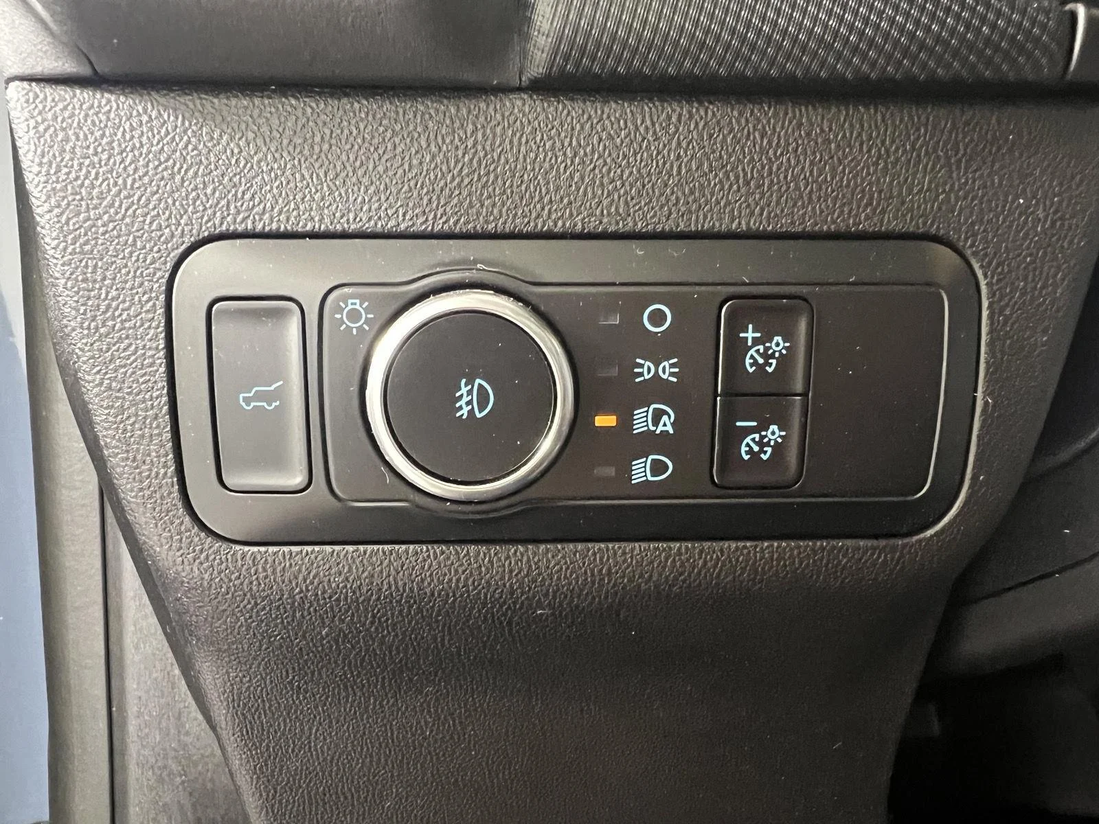 Used 2024 Azure Gray Metallic Tri-Coat Ford Badlands image 18