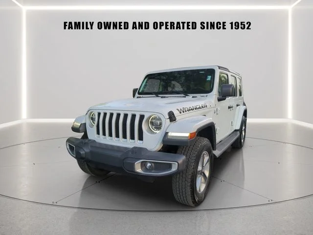 Used 2019 White Jeep Unlimited Sahara image 2