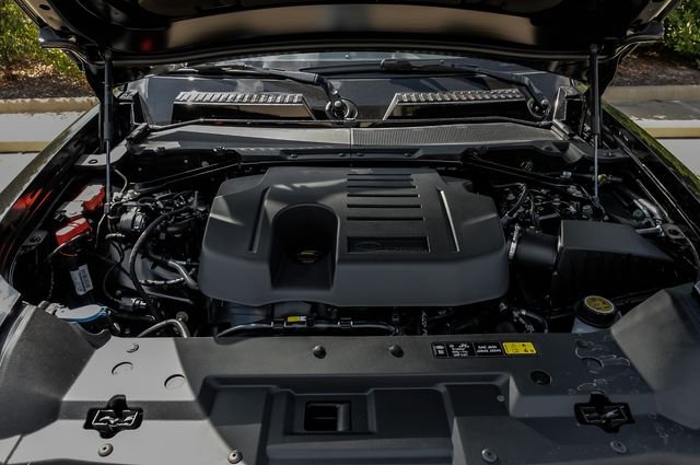 New 2026 Santorini Black Land Rover X-Dynamic SE image 64