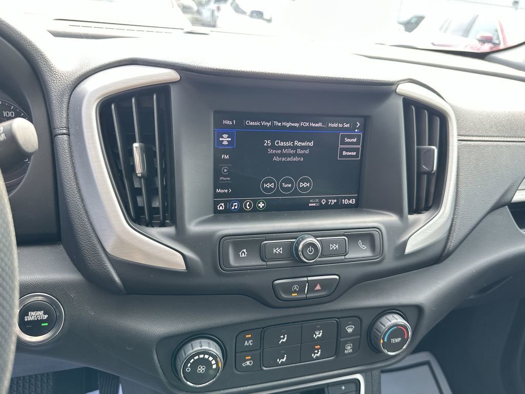 2024 GMC TERRAIN - Image 12