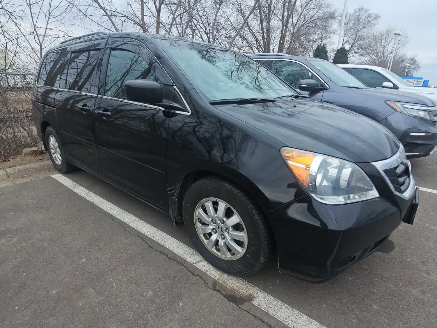Used 2010 Honda Odyssey EX-L with VIN 5FNRL3H77AB091336 for sale in Hopkins, Minnesota