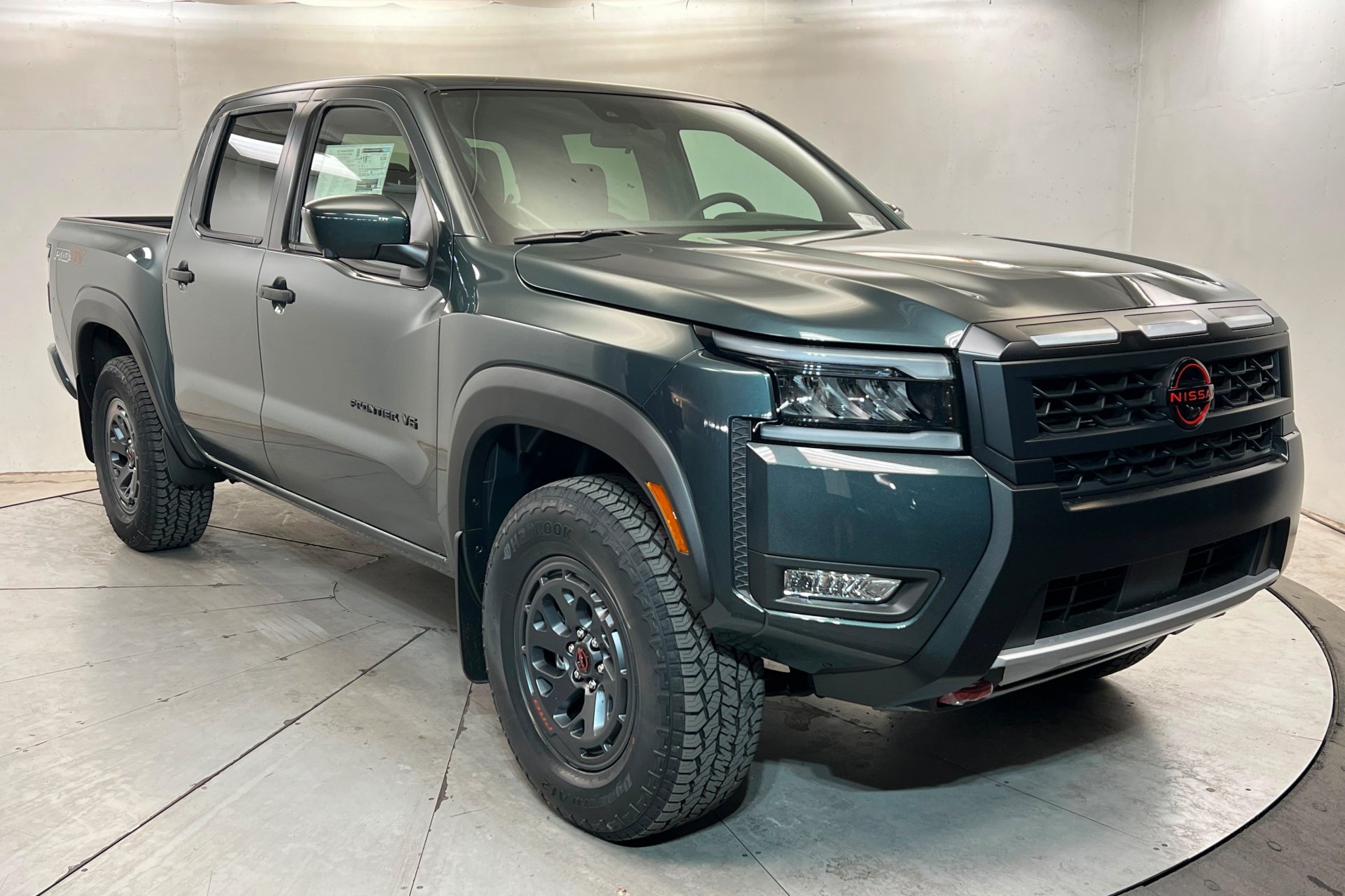 New 2027 Alpine Metallic Nissan Crew Cab PRO-4X® image 8