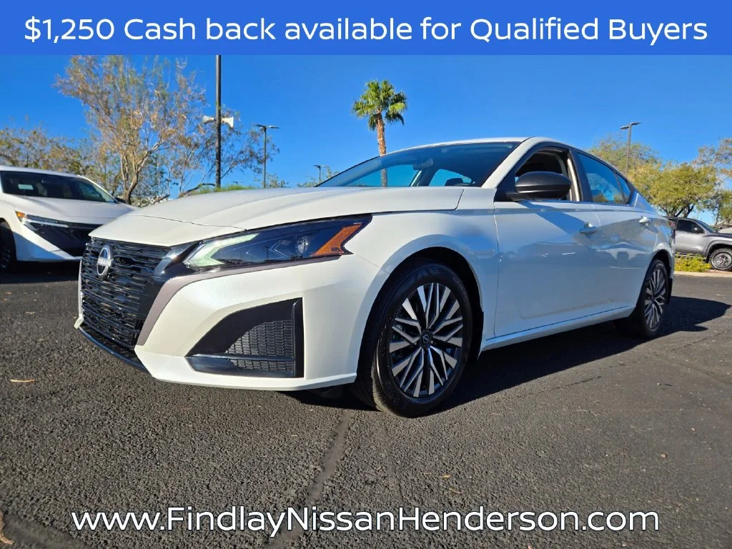 New 2026 Pearl White TriCoat Nissan SV image 2
