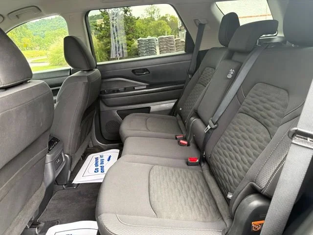 Used 2025 Gray Nissan SV image 23