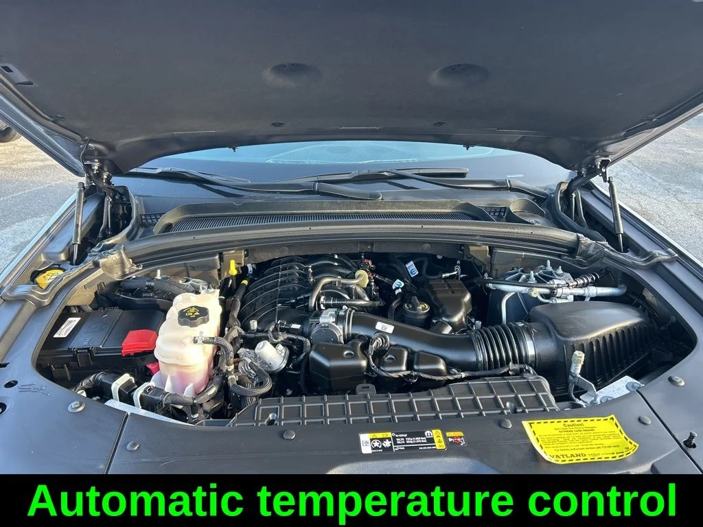 Used 2024 Gray Jeep Limited image 18