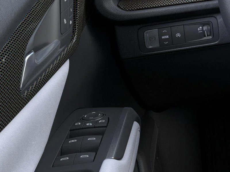 New 2026 Polar White Tricoat Chevrolet High Country image 22