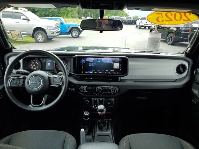 Used 2025 Blue Jeep Sport image 17