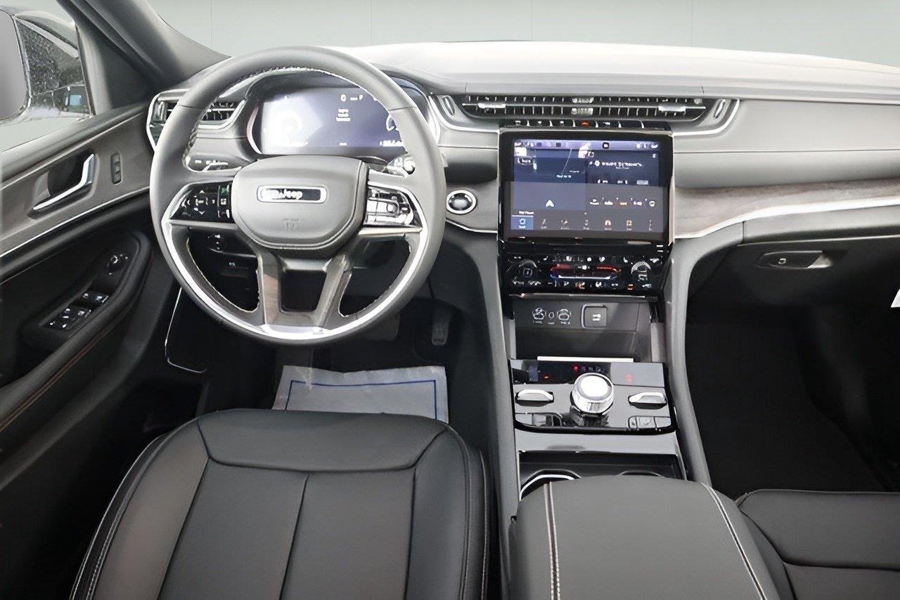 2025 Jeep Grand Cherokee L Overland - Photo 6