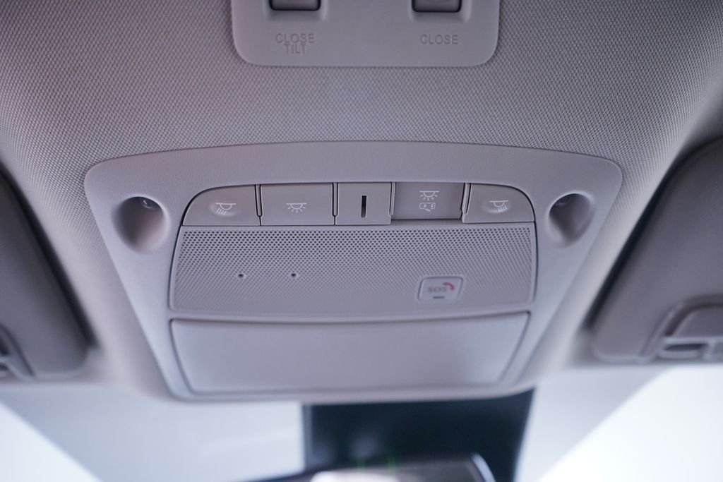 Used 2022 Almond Pearl Nissan Platinum image 21