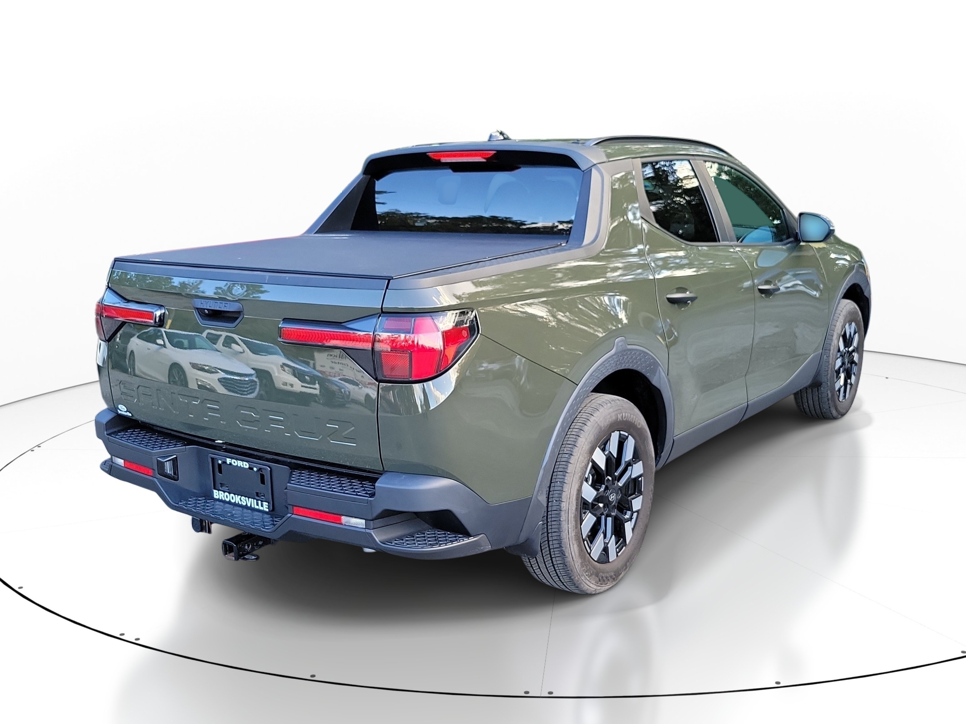 Used 2025 Rockwood Green Hyundai SEL image 1