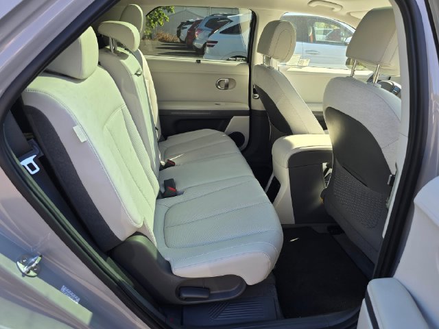 2024 Hyundai IONIQ 5 Limited - Photo 12