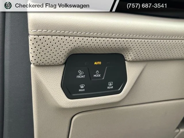 New 2026 Silver Volkswagen 2.0T SE w/Technology image 17
