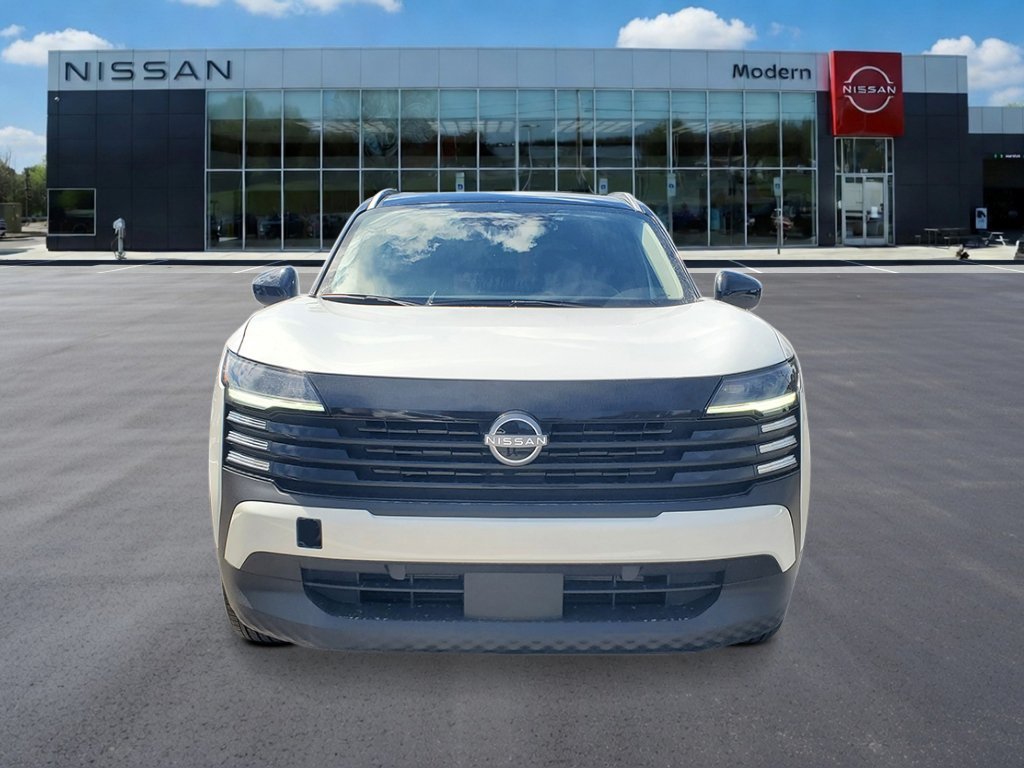 New 2026 Aspen White Tricoat/Super Black Nissan SV image 8