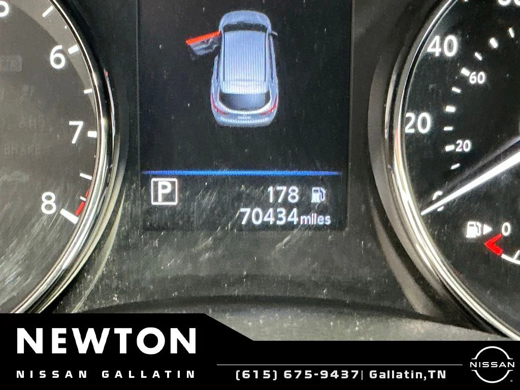 Used 2020 Brilliant Silver Metallic Nissan S image 8