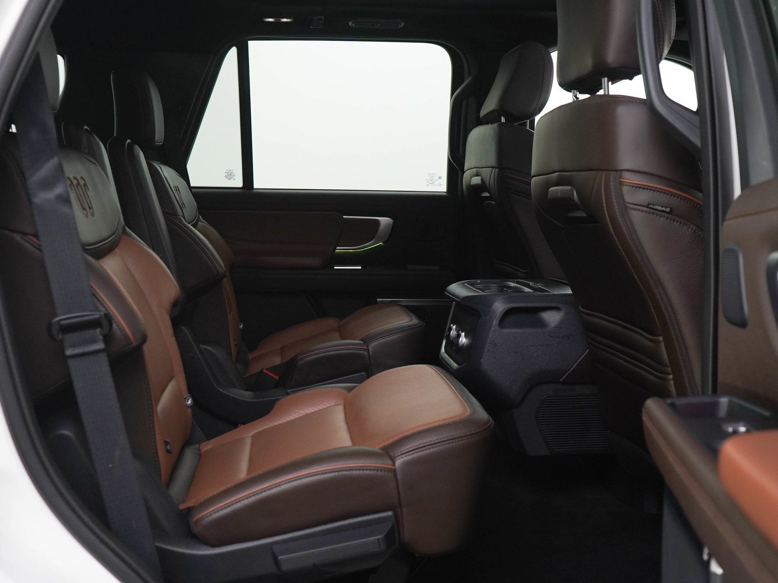 Used 2025 Star White Metallic Tri-Coat Ford King Ranch image 12