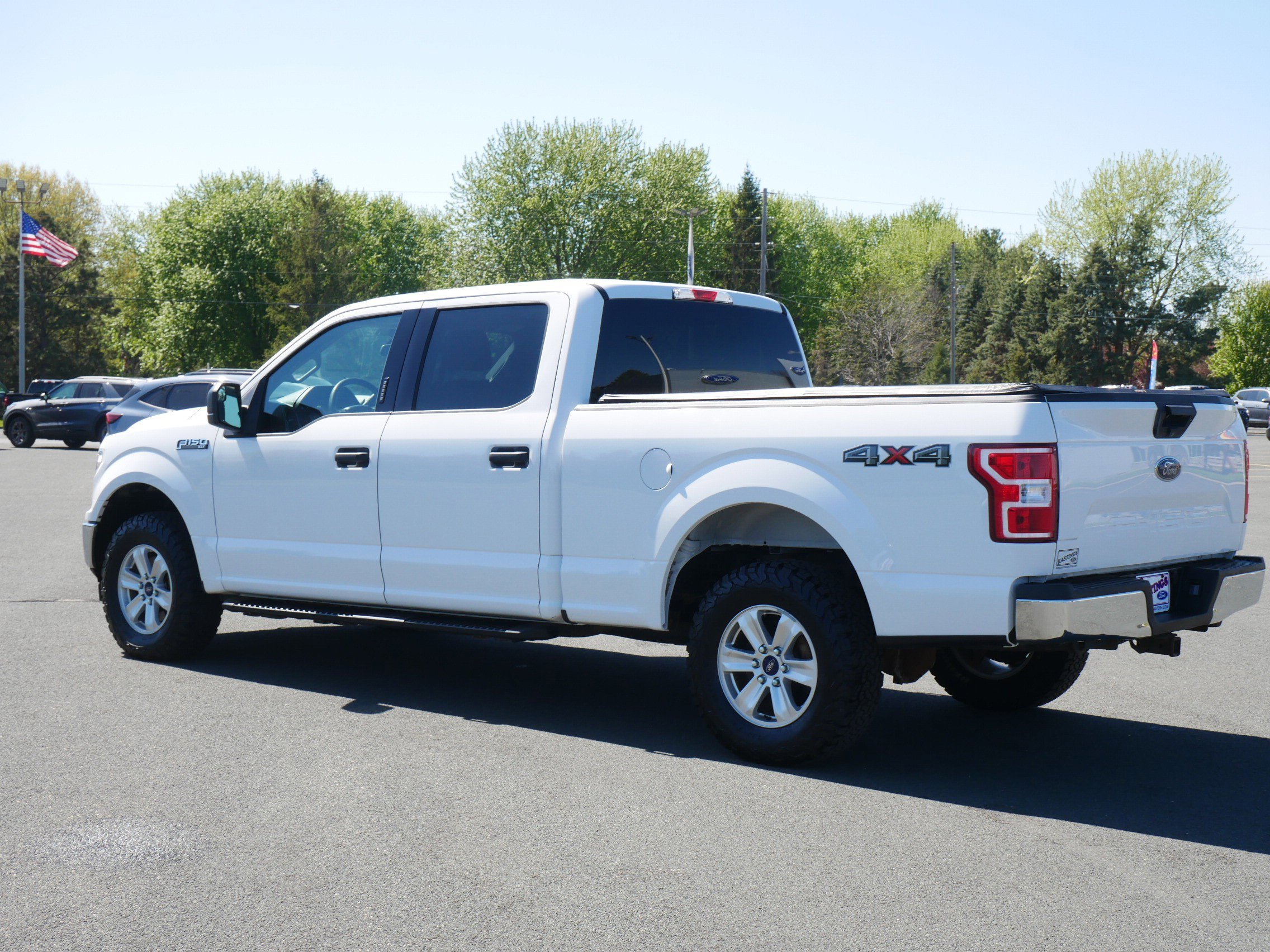Used 2019 White Ford XLTV8 image 3