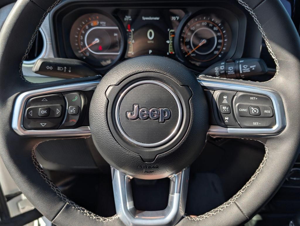 2025 Jeep Wrangler 4-Door Sahara - Photo 21