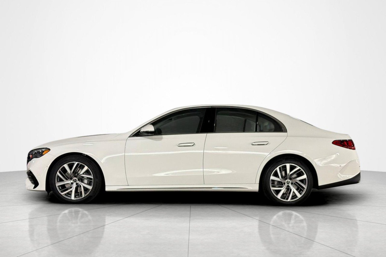 New 2027 Polar White Mercedes-Benz E 350 RWD Sedan image 2