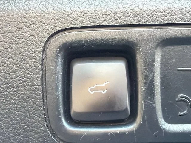 Used 2021 Silver Ford Limited image 19