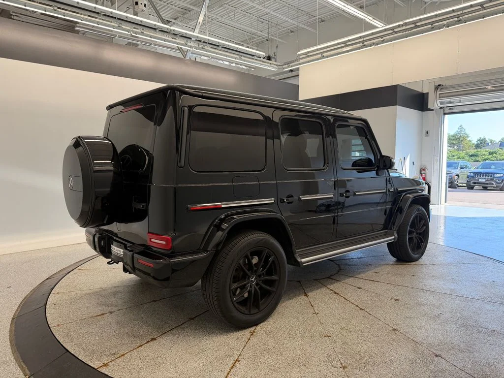 Used 2021  Mercedes-Benz G 550 image 9