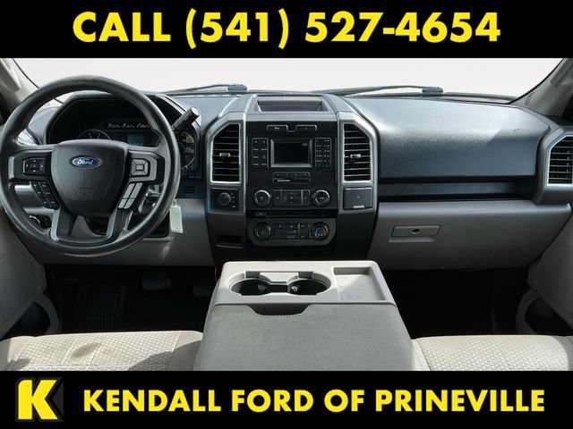 Used 2016 Gray Ford XLT image 10