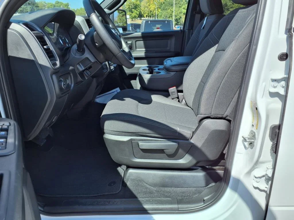 2026 RAM 2500 Tradesman - Photo 15