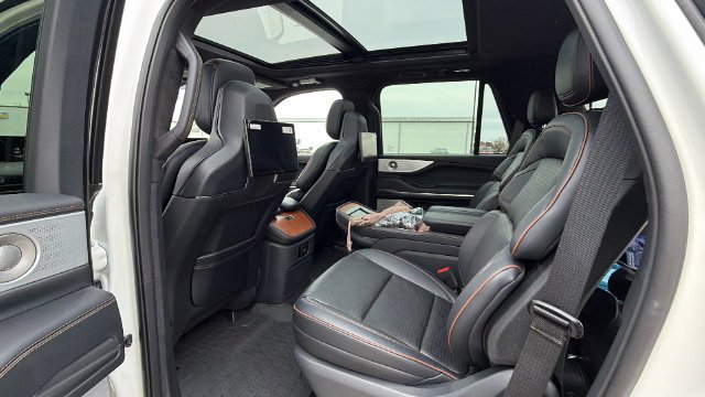 2025 Lincoln Navigator Black Label - Photo 23