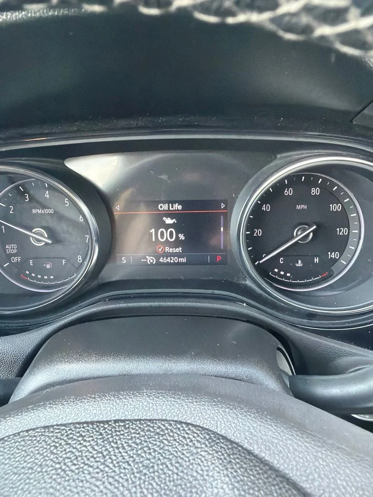 Used 2020 Gray Buick Preferred image 9