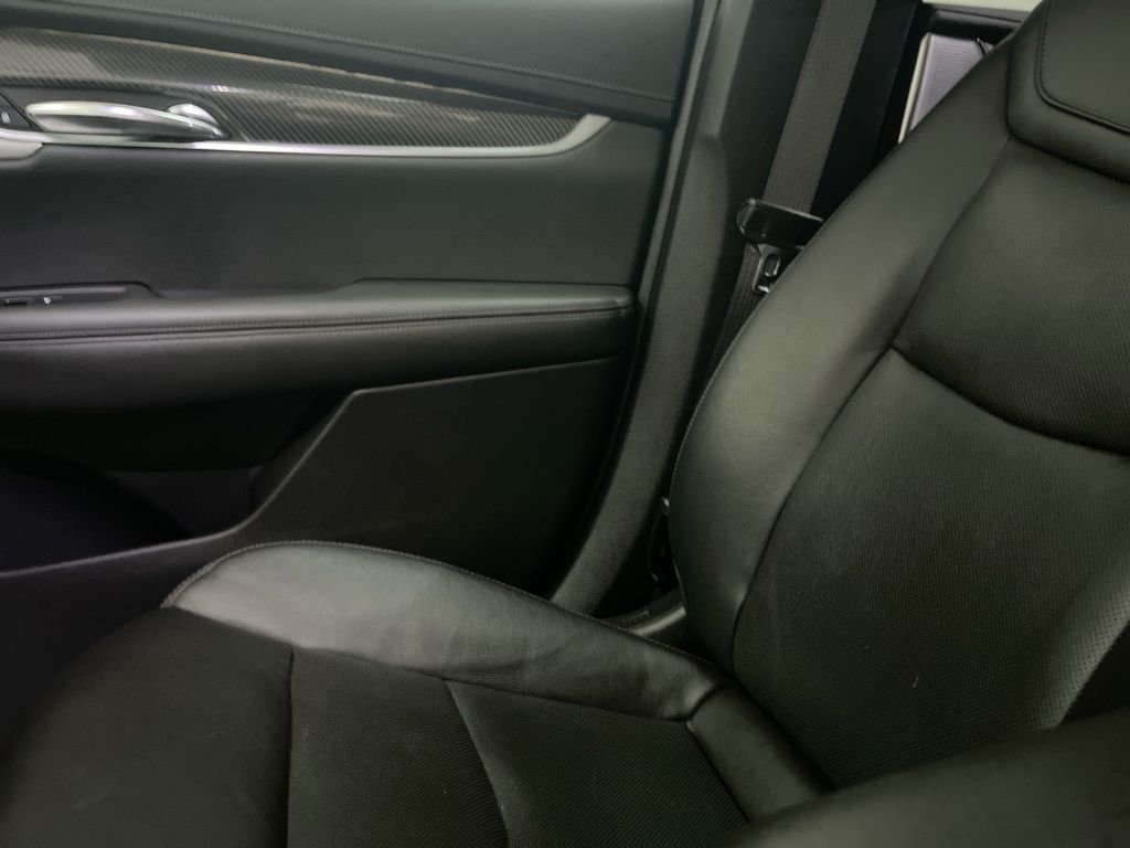 Used 2020 Silver Cadillac Sport image 11
