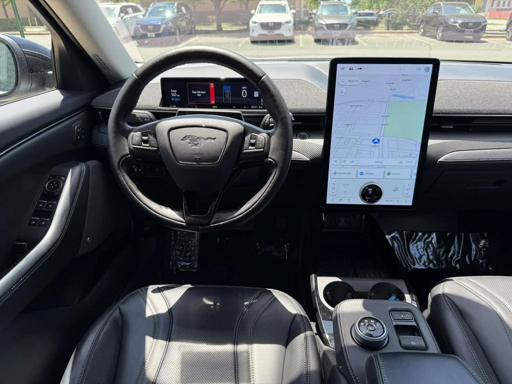 Used 2022 Blue Ford Premium image 18