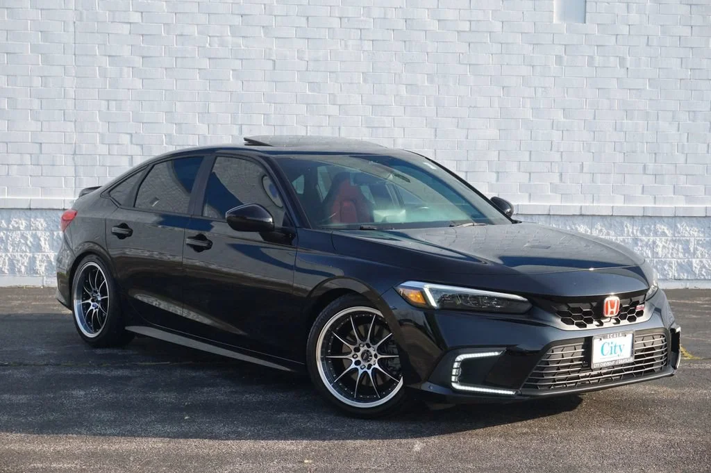 Used 2023 Black Honda Sedan image 3