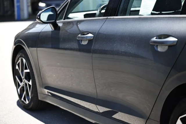 Used 2025 Interstellar Gray Kia EX image 6