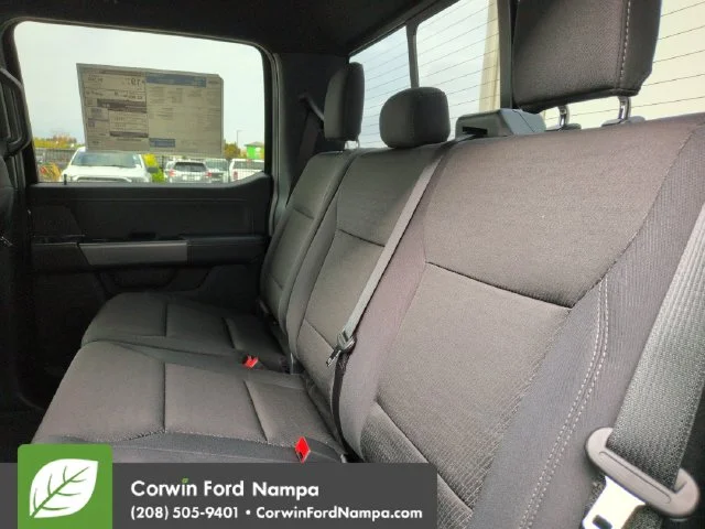 New 2026 Carbonized Gray Metallic Ford XLT image 25