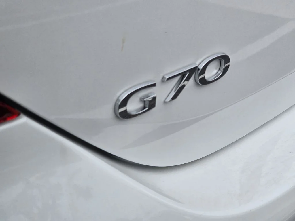 New 2026 White Genesis 3.3T Sport Prestige image 6