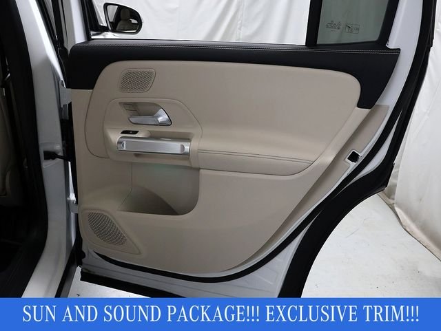 Used 2026 Polar White Mercedes-Benz GLB 250 image 30