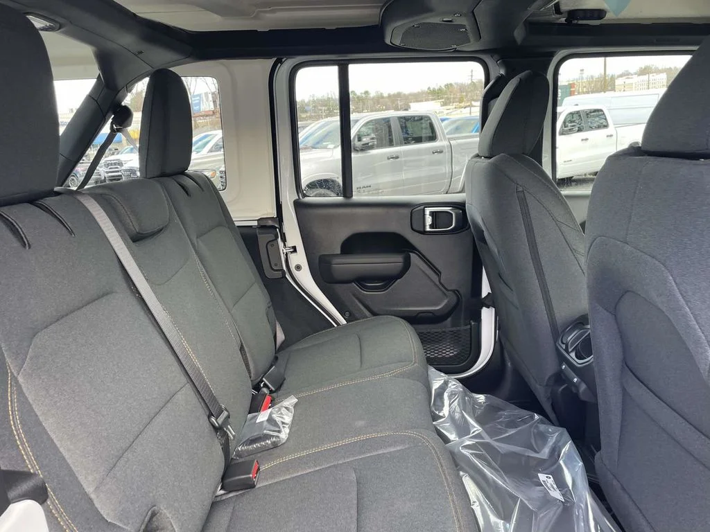 New 2026 Bright White Clear-Coat Exterior Paint Jeep Sport image 17