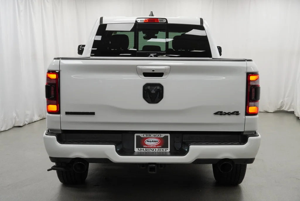 Used 2020 White Ram Big Horn/Lone Star image 17