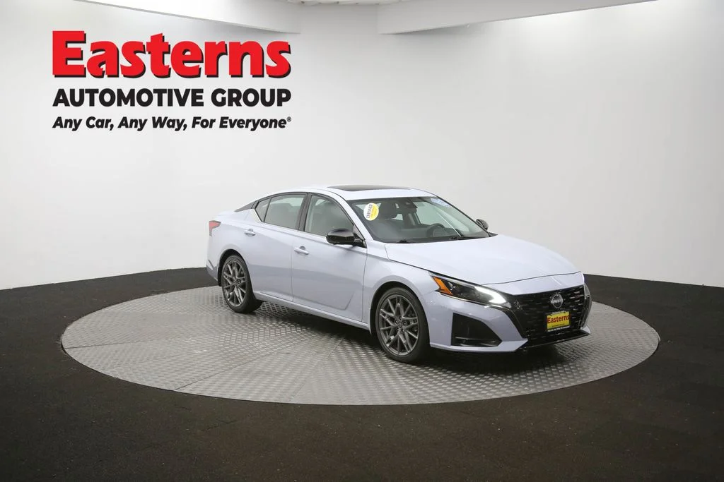 Used 2023 Gray Nissan 2.5 SL image 49