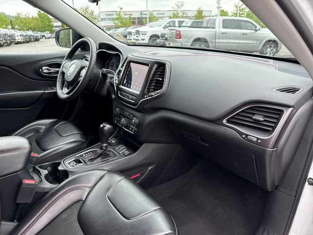 Used 2022 Bright White Clearcoat Jeep Trailhawk image 26