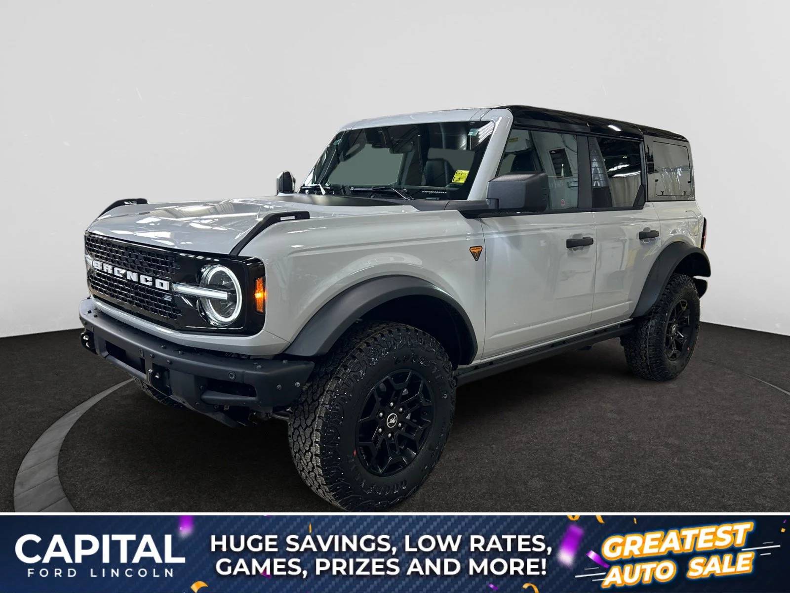 New 2026 Avalanche Grey Ford Badlands image 1