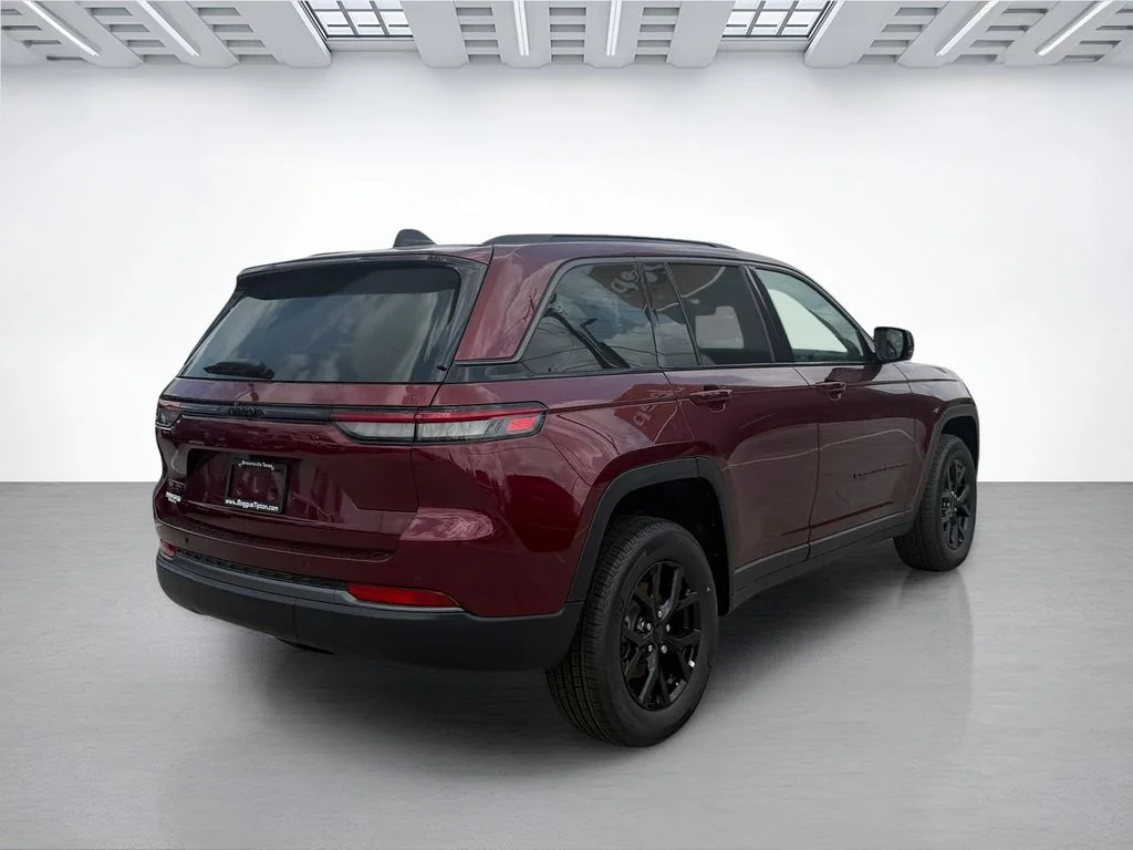 New 2026 Velvet Red Pearl-Coat Exterior Paint Jeep Altitude image 3