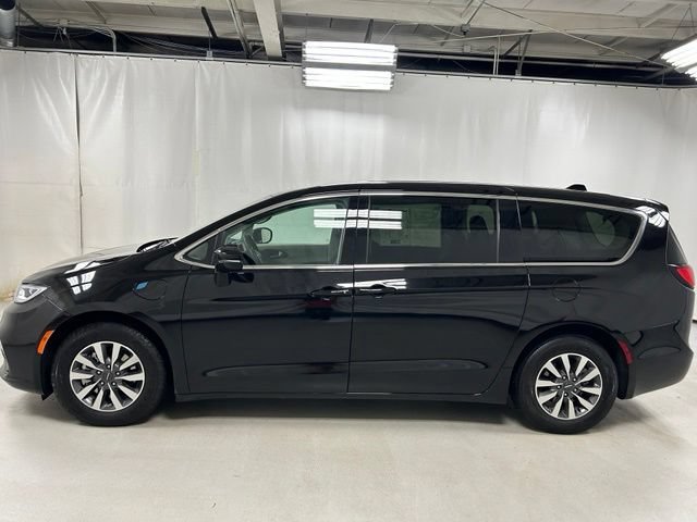 Used 2024  Chrysler Hybrid Select image 8