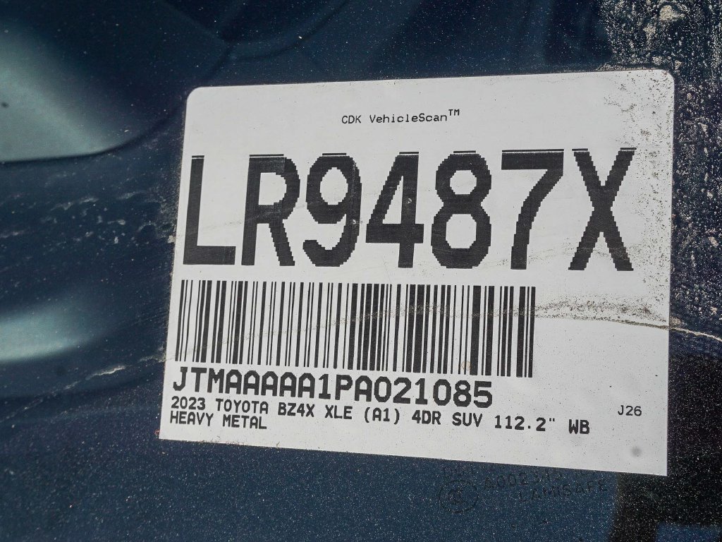 Used 2023  Toyota XLE image 26