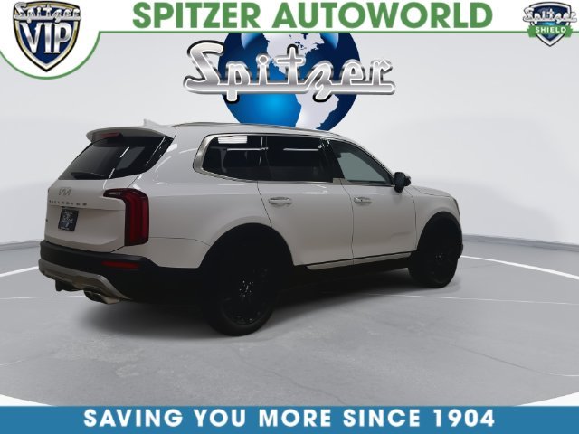 Used 2022 White Kia SX image 10
